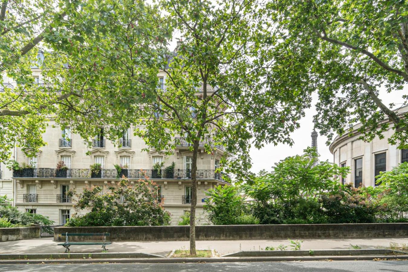 Martin - 1 A Trocadero Apartment